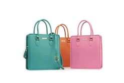 Elsa Satchel><noscript><img width=