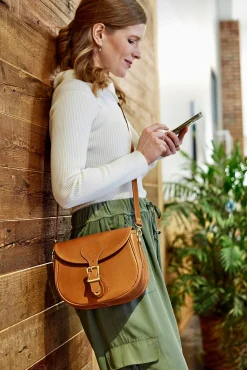 Legacy Crossbody-Medium><noscript><img width=
