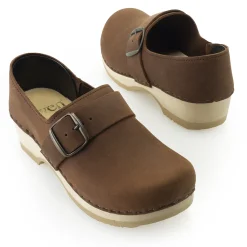 Sven Clogs Closed Back Large Buckle Women's><noscript><img width=